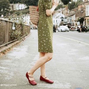 Red, square toe flat.  New in box! Sz 40